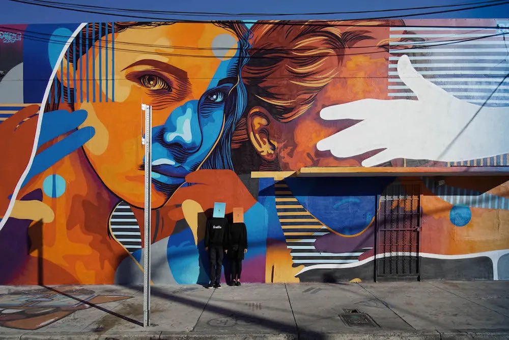 Paula_graffiti's tweet photo. « The Light »
#StreetArt #graffitit by © Dourone in Wynwood, USA 🇺🇸 https://t.co/H3QbyXzVxG