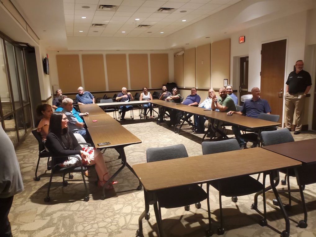 Recognizing our 10 and 20 year employees in Information Technology Services.  My hat is off to these dedicated professionals!