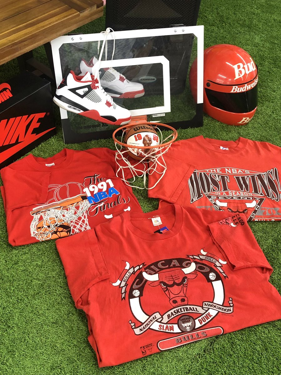 MusicCityVTGG's tweet photo. We’re open today from Noon-7pm! Come through and shop with the team today on this beautiful day! https://t.co/QN2Rn1yKwC