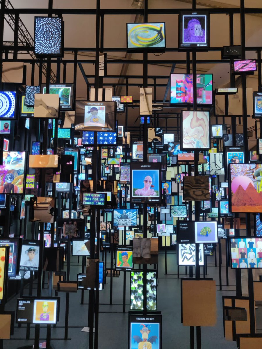 Nehaasehgal7's tweet photo. What a beautiful display of #nftart by @WazirXNFT at the #indiadesign2022 🌸
.
#nft #nftcollector #wazirxnft #Wazirx #design #NFTs https://t.co/6pmO5jxKBH