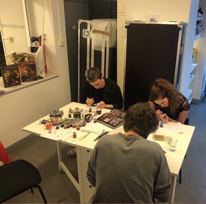 SpoonCreatures's tweet photo. Hier lors de notre Marvelous break, moment de détente et découverte où un.e membre de la tribu partage une passion qui lui est chère, les SPooNers ont pu s’essayer aux joies de la peinture et du modélisme !
Pas mal pour une première, non ?
#Spooncreatures #Spoontribe https://t.co/IF6nzdFZ8U