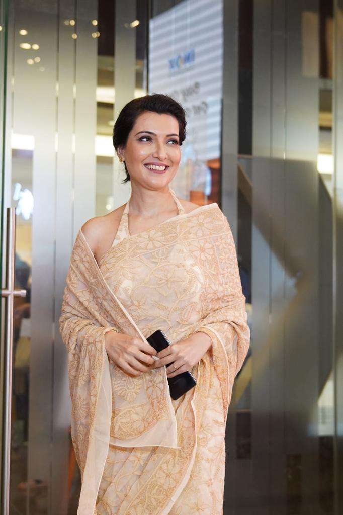 ArpitaCP's tweet photo. At the grand premiere of #Hridpindo! Watch the movie at your nearest theatres ❤️
Look: @anichakladar 

#KSSProductionsandEntertainment https://t.co/T6KcxcXwqR