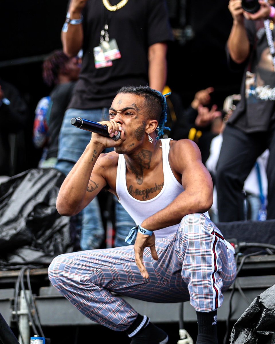 makeouthill's tweet photo. XXXTENTACION performed for the last time at @RollingLoud 4 years ago today https://t.co/fLdIV3dTBa