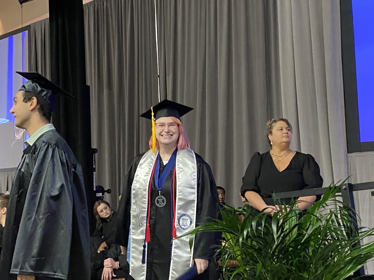 AugustaModelUN's tweet image. Congrats to all the AU Model UN alumni graduating this week!