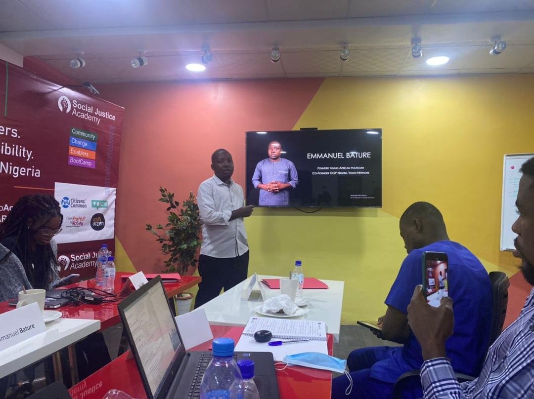 EDBature's tweet photo. To ensure citizens active participation in demanding for transparency and holding government accountable, Citizens Inspect will leverage on digital technology to facilitate citizens engaging with government. @CitizenCommons #FromProtestToAction #CitizenInspect https://t.co/giPgBbhwr5
