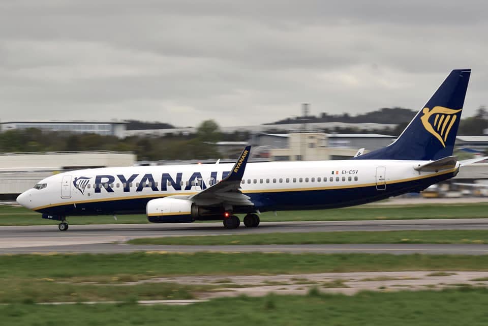 ABZ_Airport's tweet photo. Fly to the sun this summer with @Ryanair! 🌞
Choose Faro, Malaga or Alicante as your place to relax & recharge as a summer escape with family or friends.
Tag who you’d love to travel with & start planning https://t.co/fKITR7pOow
#LetsFlyAbz
📸 Plane image credit: Abbie Garvie https://t.co/SSJ7Ywpn7b