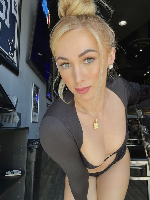 🖤 https://t.co/KtY2KVwb5m