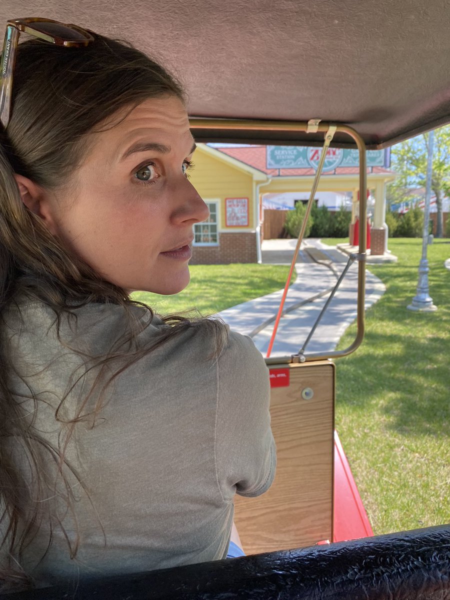 jillbollenbache's tweet photo. While the kids ride the coasters @MrsRibichBHS and @jillbollenbache let @MrsLEYSE be the chauffeur in the antique car!!! https://t.co/ZYf7ecRzWT