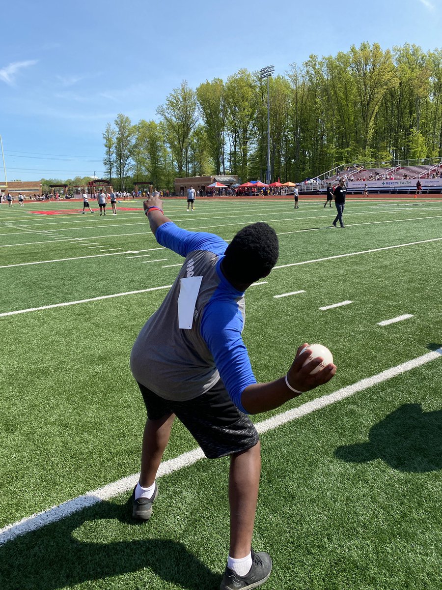CoachBoyeas's tweet photo. Awesome experience at the Lorain County Special Olympics!!   Its great being a part of the incredible SPED department at Lorain.  Our kids and staff are having a great time!! @CoachTDeSalvo https://t.co/D3Q4xQPL2L