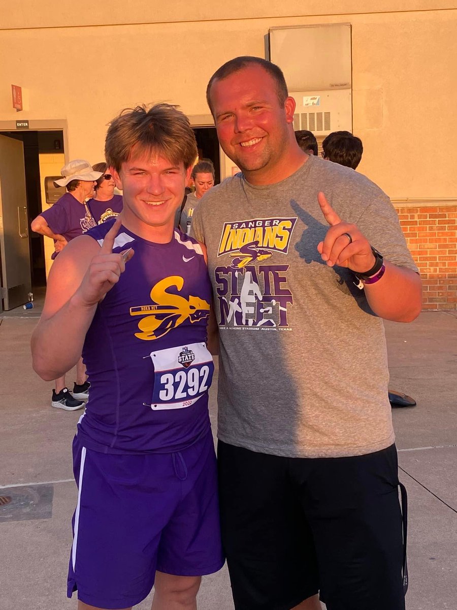 ColbyLewis0's tweet photo. Senior season ✅ Thankful for all the support! @Sanger_ISD @CoachRivs   Ready to get to work @TarletonXCTrack https://t.co/Uz9i7MCNgm