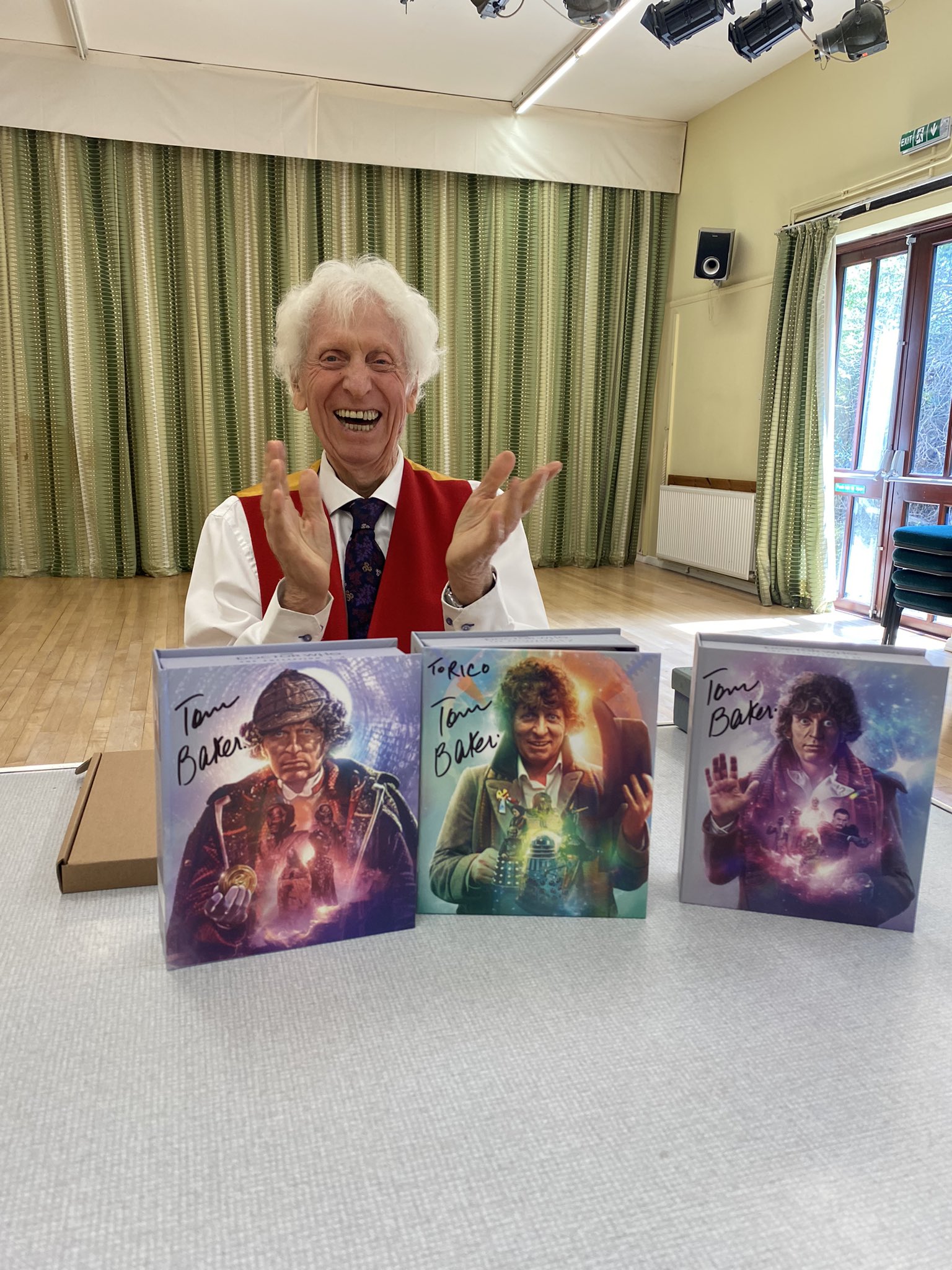 CYGNUS ALPHA EVENTS on Twitter "Tom Baker has signed everyone’s items