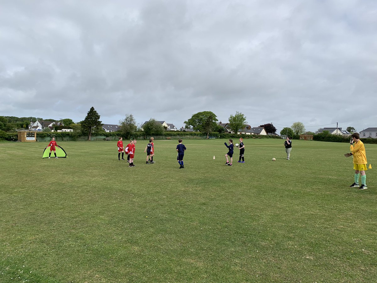 hook_primary's tweet photo. We hosted our first annual Small Schools Football Tournament this morning at Hook SSC - it was a huge success. We reached the finals too! Excellent team effort with some wonderful football on show. Congratulations @CoshestonVC 👏🏻👏🏻👏🏻@SchoolsPembs https://t.co/ocpnsZScRT
