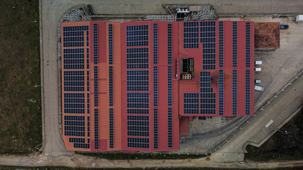 Firmamentum_es's tweet photo. Firmamentum Ingeniería asiste a la empresa Cemerval Ingeniería en el informe estructural de secadero de jamones para la instalación de una planta solar en cubierta https://t.co/K8JugrGuHS