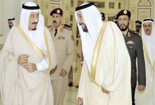 🔴 عاجل :
#الملك_سلمان_بن_عبدالعزيز إمام المسلمين يوجه بإقامة صلاة غائب على #الشيخ_خليفة_بن_زايد رحمه الله تعالى في المسجد الحرام وفي المسجد النبوي ، اللهم أطل في عمر #الملك_سلمان وأغفر وأعلي منازل الشيخ جنات النعيم 
#خليفه_بن_زايد_في_ذمه_الله