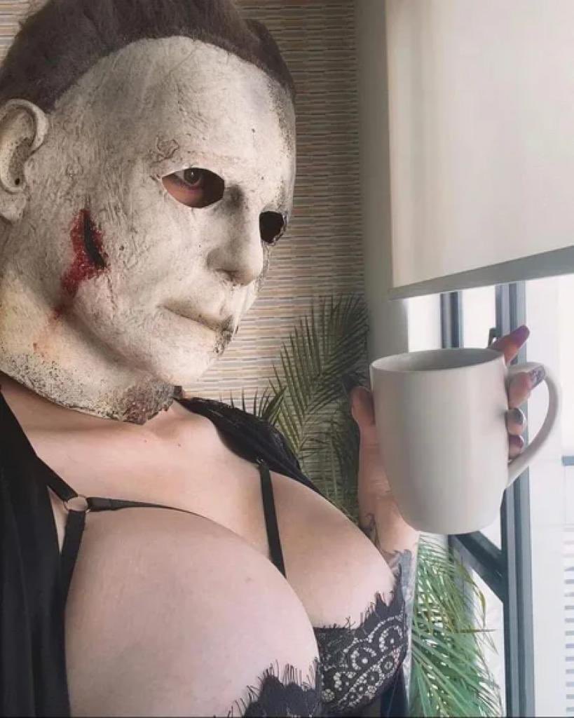 aquilamattos's tweet photo. Hoje é sexta-feira 13, por isso o dia tá sendo um terror. Tudo explicado! https://t.co/oQo9F9PChu