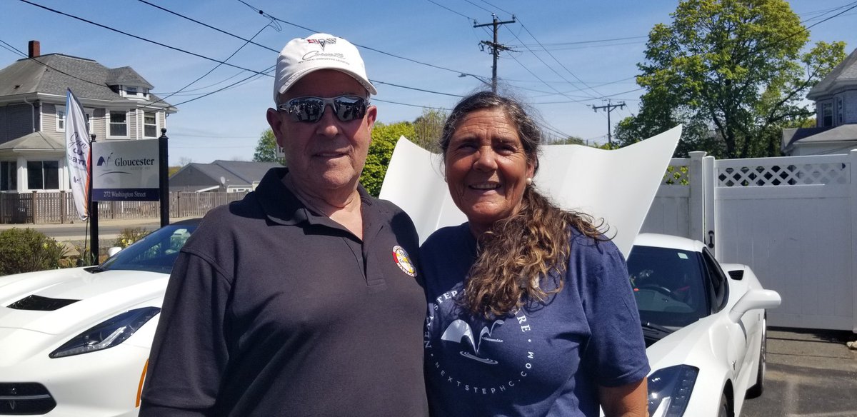NextStepHC's tweet photo. #TeamGloucester sponsored a car show during #NationalNursesWeek #RootedTogetherNSHC #skillednursingweek corvettes and ice cream!  Thank you Mayor Verga for attending @SenBruceTarr @MassDPH @MLSudders @MassLtGov @CharlieBakerMA https://t.co/e3v5K8KEDn