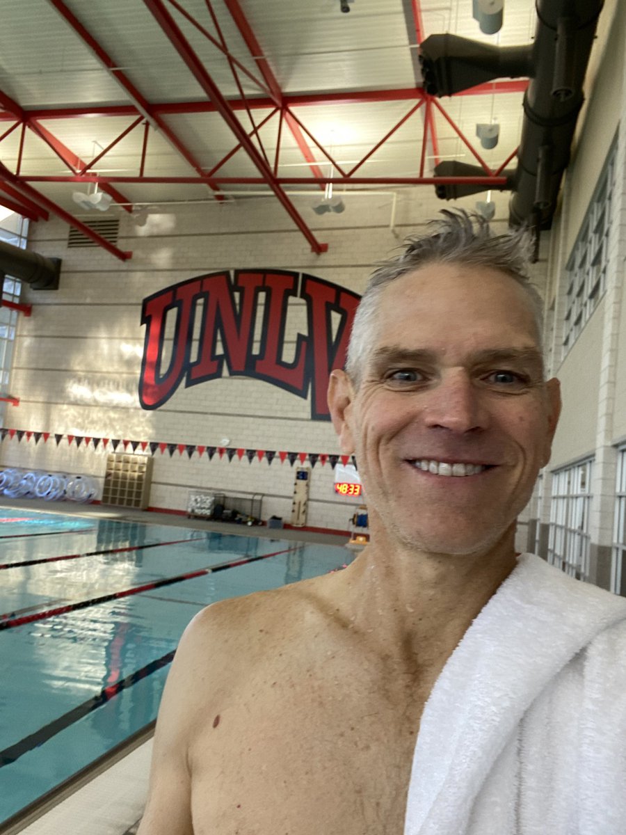 aciperski's tweet photo. My morning oasis. One last swim in Vegas. #triathlete #triathlon #teamnuun #wearemultirace https://t.co/tdTUjpWDld