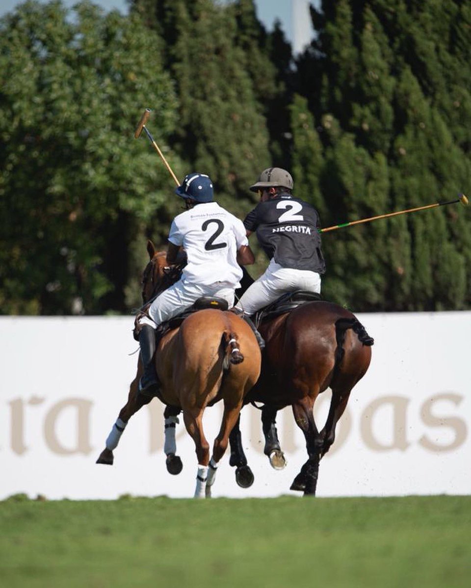 fundacionRCPB's tweet photo. Concluyó la primera jornada del BPC Negrita Cup con los triunfos de Engel &amp; Völkers vs De Antonio Yachts por 8-4 1/2 y Negrita frente a Román Fortunato por 9-4. 
¡Enhorabuena!!!!! 👏🏼👏🏼👏🏼

Mañana a partir de las 13:00 h
📍 Real Club de Polo de Barcelona

📷 @irenebel_photography https://t.co/UcrXvMYOqe