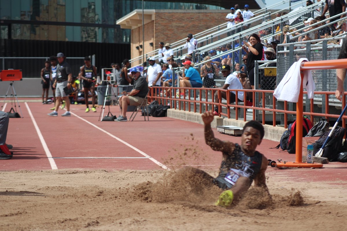 Friscoisdsports's tweet image. Congratulations to 5A #uilstate long jump champion Chris Johnson of @LHSRedhawks. Johnson jumped 24-4 1/2 to win gold. Go @friscoisd!
