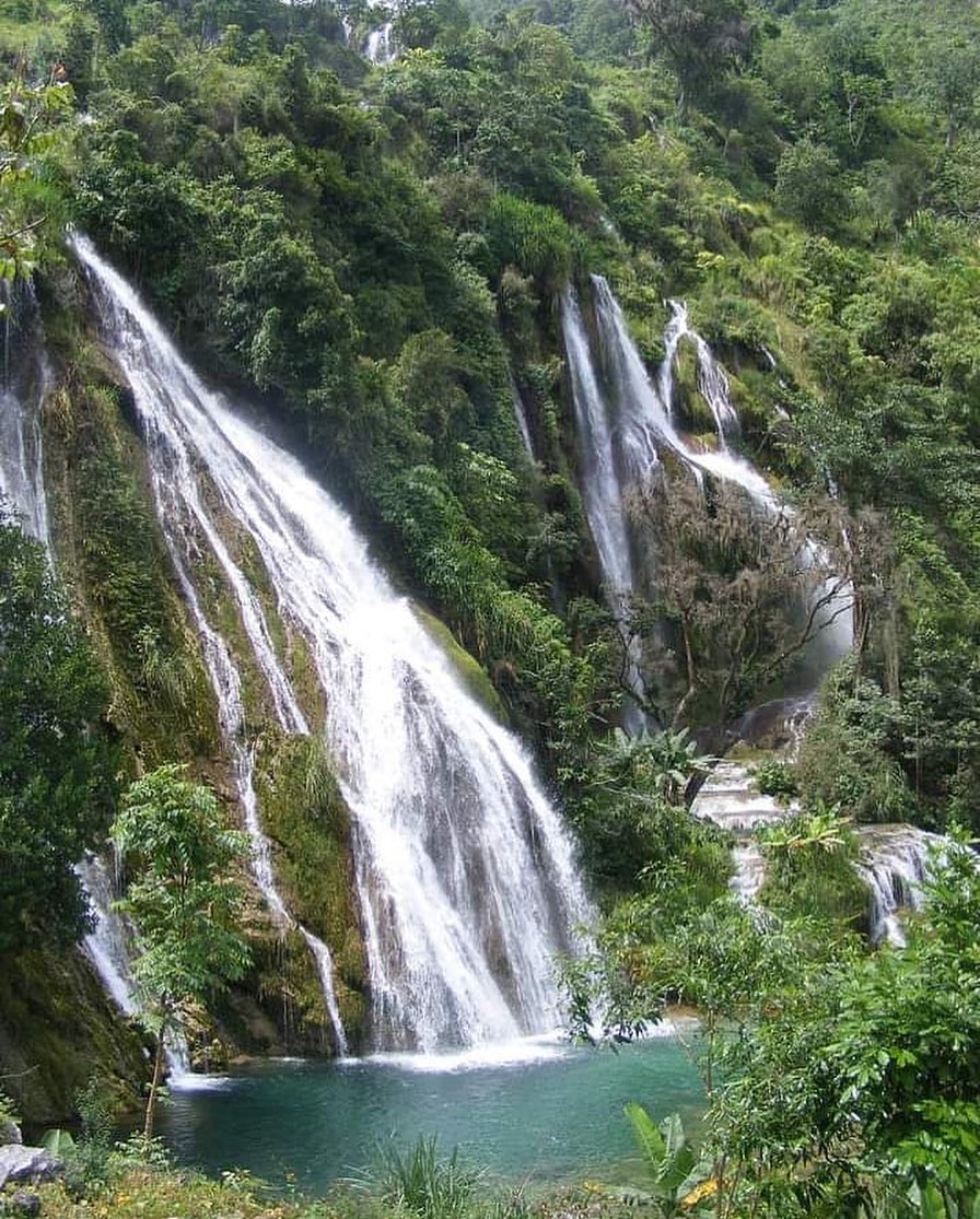 CiviqueEtmoral's tweet photo. Cascade Pichon,Haïti 
Cascade Pichon est une chute d'eau.
Département du Sud-est 
EN #HAÏTI 🇭🇹 https://t.co/ypeLx5rXoh