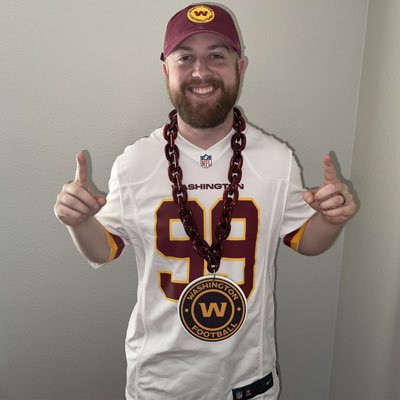 TXCommanders's tweet photo. #NewProfilePic is my @Commanders draft day fit ! #HTTC https://t.co/ltRqauQ9oI