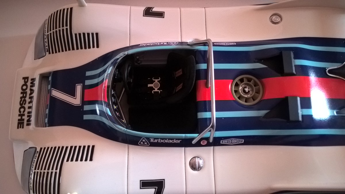 patcollectors1's tweet photo. #Diecastmodelcar
#porsche #JackyIckx
Porsche 936/76 #7
Martini racing
imola 500km winner
J.Ickx / J.Mass 1976 💕✍️ https://t.co/myvrmaKYfS