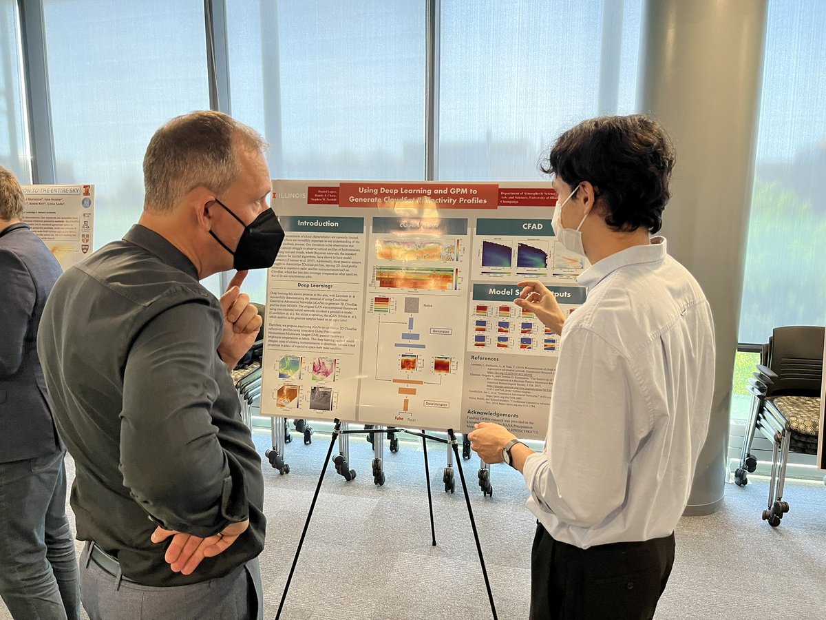 CliMAS_Illinois's tweet photo. Our undergrad student Daniel Lopez (@danilopezRS) and grad student Troy Zaremba (@zmann3000) presenting their @UofIResearch to NASA Associate Administrator @Dr_ThomasZ @NASAEarth https://t.co/iWyX6PI0mY