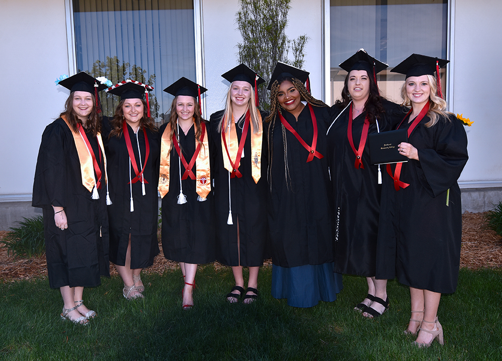 northeastedu's tweet photo. Congrats Nursing Grads 🎉
#NortheastGrad https://t.co/OuoESreMzC