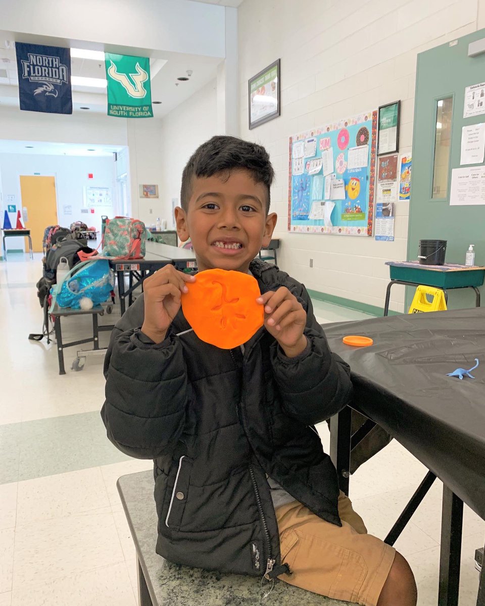 Citrus Grove Extended Day learned about dinosaur fossils. Here are some of Citrus Grove’s paleontologists! 🦴🕵🏻‍♀️ <a href="/CitrusGrove_VCS/">Citrus Grove Elementary, Deland FL</a>  <a href="/volusiaschools/">Volusia County Schools</a>