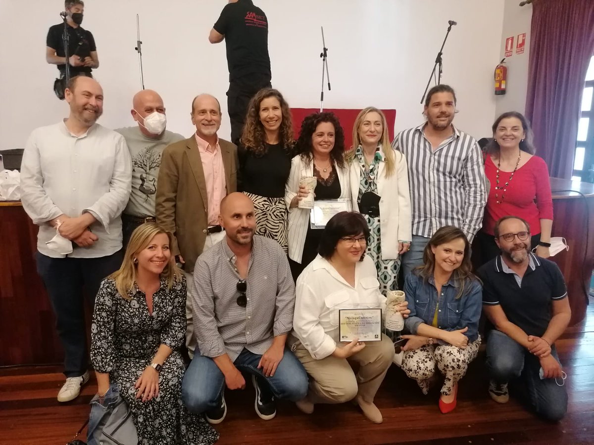 Red_Mediacion's tweet photo. Reconocimiento MálagaConvive a la  Red de Mediación Escolar...
🥇 7 añitos compartiendo nuestra pasión. https://t.co/p3mUNssCOQ