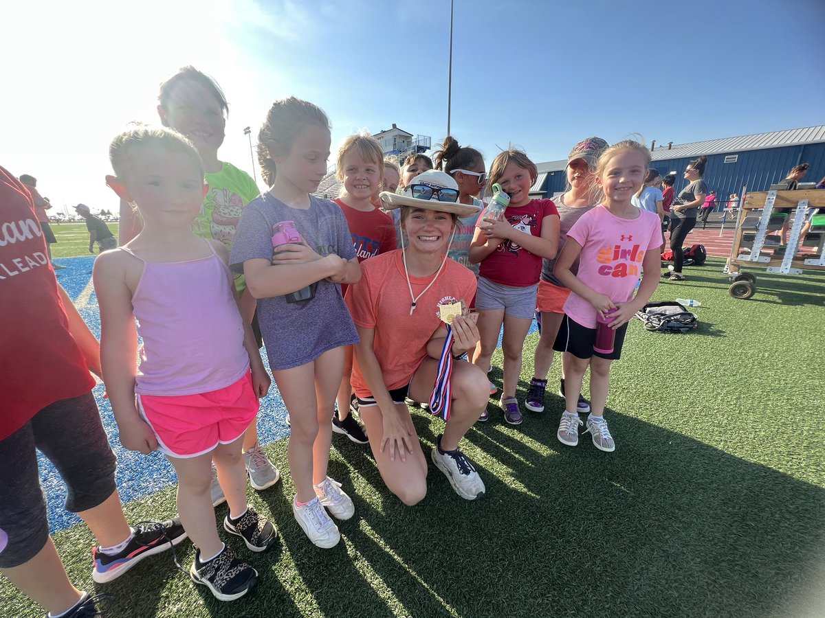 Our youth track camp was a huge success! Thank you to our Coaches and HS/MS athletes who came out and worked this week with our future Fighting Scots! #GoScots <a href="/nate_huffman4/">Nate Huffman</a> <a href="/SportsMCS/">MCSSports</a> <a href="/scotsection_20/">SCOT NATION 💙⚔️❤️</a> <a href="/hlsdsports/">Highland Athletics</a> <a href="/HMS_Scots/">Highland Middle School</a> <a href="/HighElem/">Highland Elementary</a>