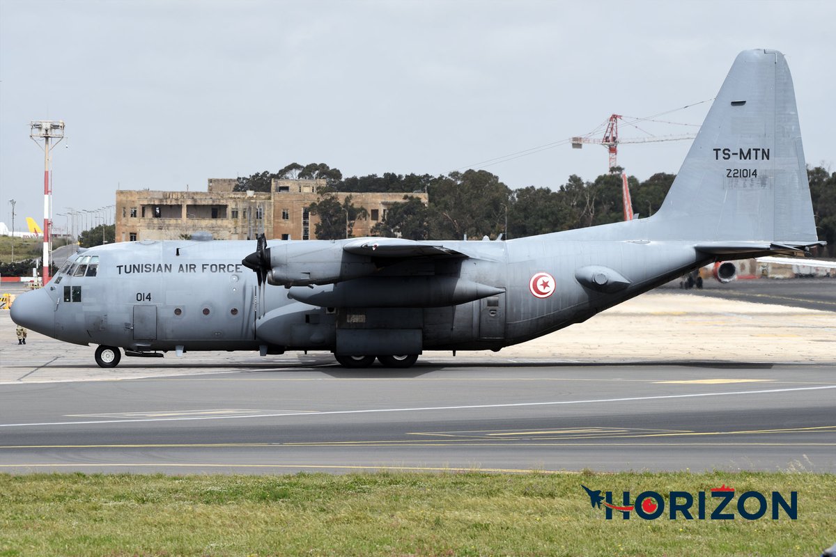 fabsenbln's tweet photo. #Mali: Tunisian 🇹🇳 Air Force C-130 (reg. TS-MTN - hex 02B26D) spotted Friday afternoon near #Mopti. Tunisia deployed a C-130 for #Minusma. https://t.co/IjnveJegNL