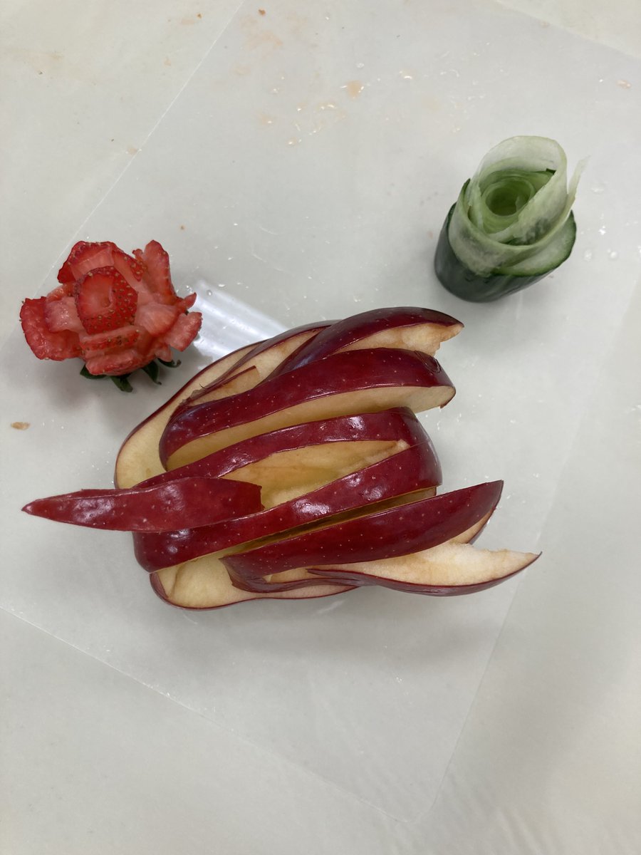 These beautiful works of edible art were made during Teen Cuisine: Fruit Veggie Bouquet on May 10th, where all participants earned TWO hours of Community Service! #foodart #vegetables #apples #stawberries #cucumbers #communityservice #libraryprograms #elmontny #elmontlibrary