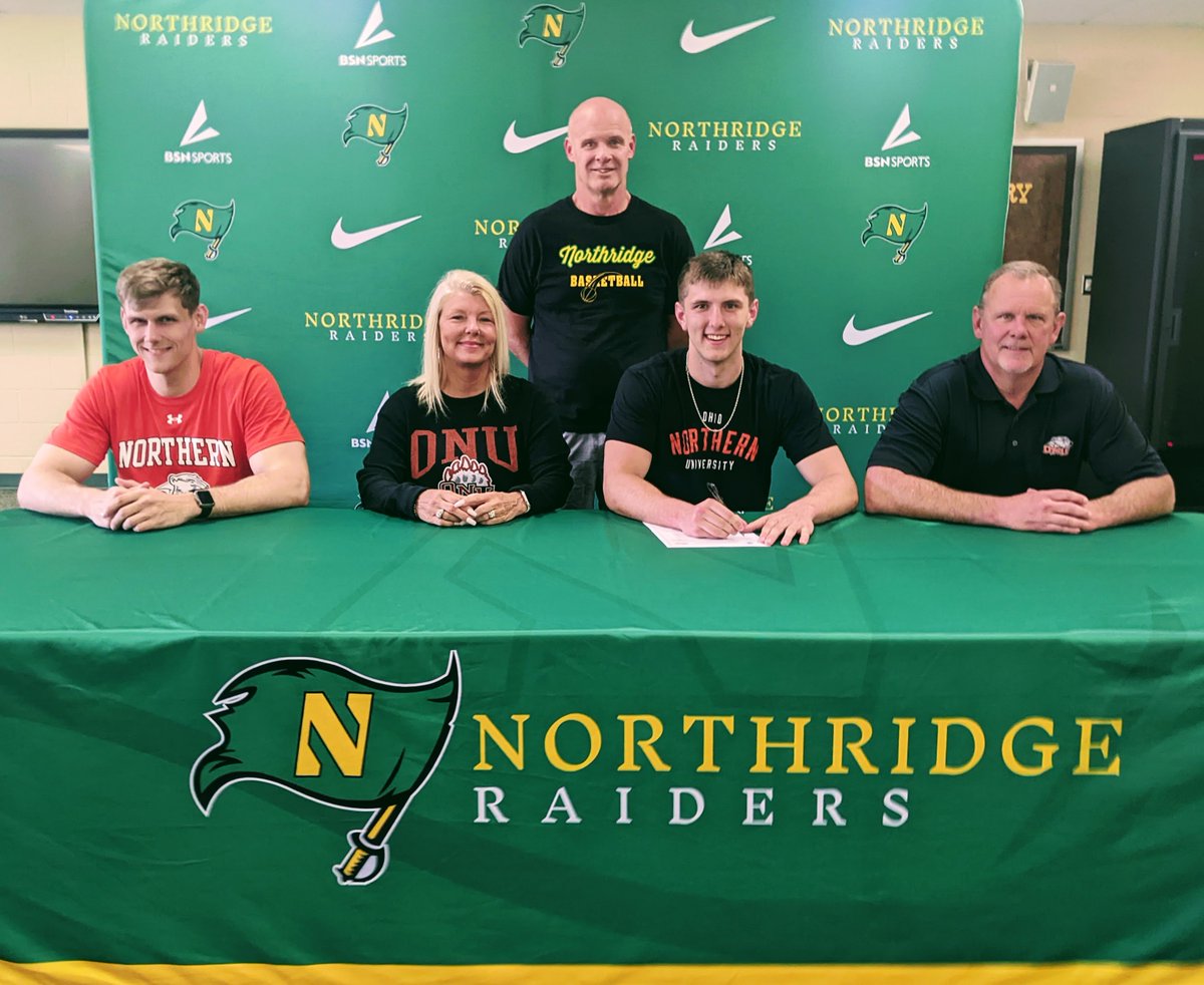 COLLEGE SIGNING✍🏼

Blake Jacobs🔰
🏀Men's Basketball
📍Ohio Northern University
#NextLevelRaider

🔗sites.google.com/mcsin-k12.org/…