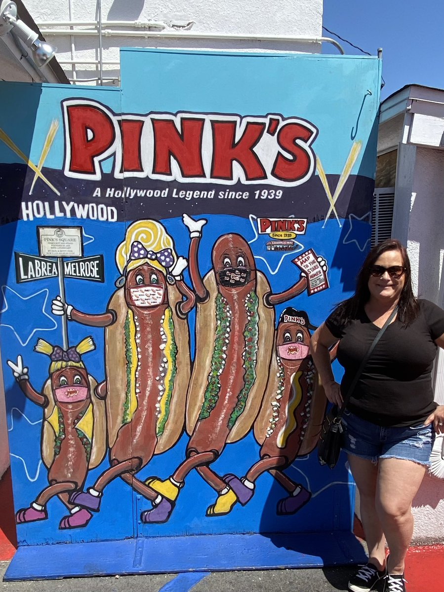 towawaycouple's tweet photo. Great lunch today!  Chili dogs and Asada and Guacamole 🥑 fries at @pinkshotdogs 

#pinkshollywood #pinkshotdog #food #travel #hotdog #rv #rvlife #rvtransport https://t.co/pXCtKaeop7