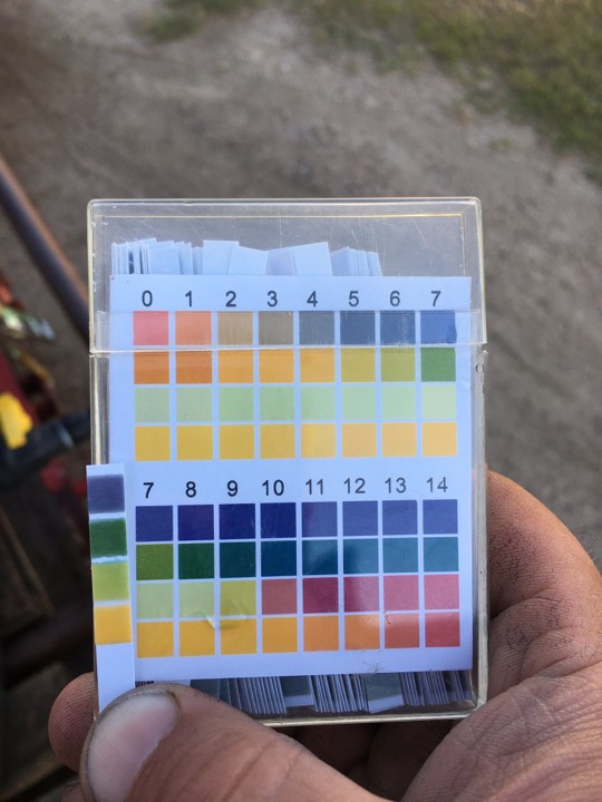 omexag's tweet photo. Get your #pHix today and stop #HardWater and #HighpH from impacting your spray. #OmexCadana #WaterConditioner #Plant22 #WestCndAg https://t.co/4LIFiZZdGf
