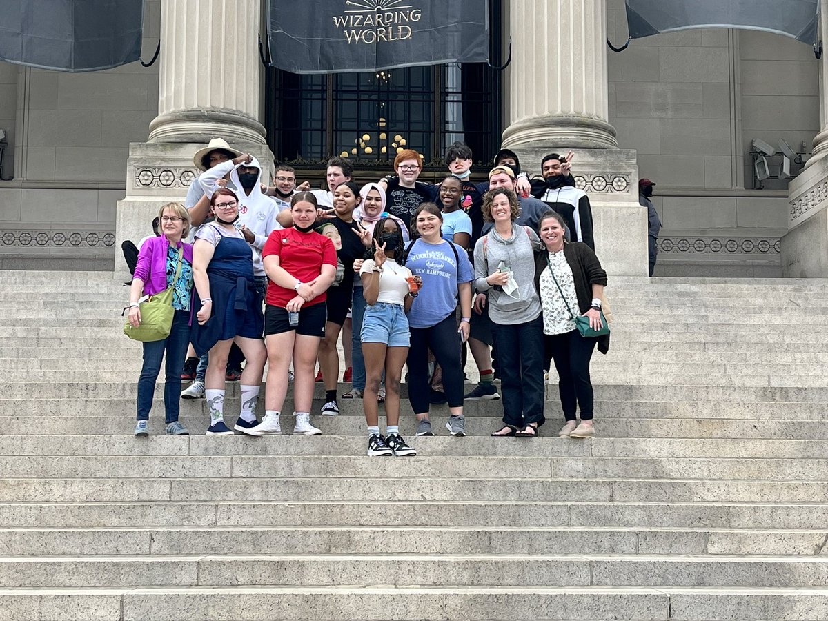 MrsAlstonBHS's tweet photo. Our 9th grade P-TECH students were ⭐️s in Philly at @TheFranklin and @MutterMuseum! Climbed into a🫀, learned about 🧠 scans, and tested momentum with 🏀. Perfect day!
Thank you, team! @ScallanJT, @bderr_bio, @Julia_Tompkins, &amp; Mr. Kandaras #BPatriotProud https://t.co/H7wfH4LyFS