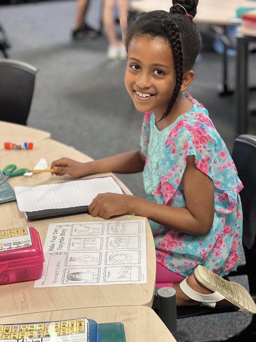 SarahLaborde10's tweet photo. The kids are loving writing their own Fairy Tales! One little girl forgot to pack up because she was so into finishing her story! Some of my kiddos that write stories for fun were mentoring their friends and giving some advice! I love my class! https://t.co/1t9ab3DdCn