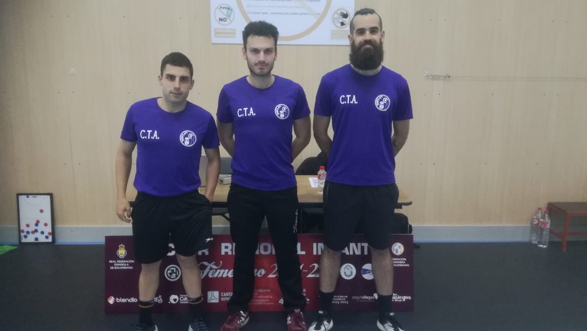 ctacantabria's tweet photo. 🏆 Sector Infantil Femenino 🤾‍♀️
⠀
Primer día de Sector en el pabellón Salesport Colegio Salesianos con los diferentes compañeros que han participado. https://t.co/TtYvkjM6wo