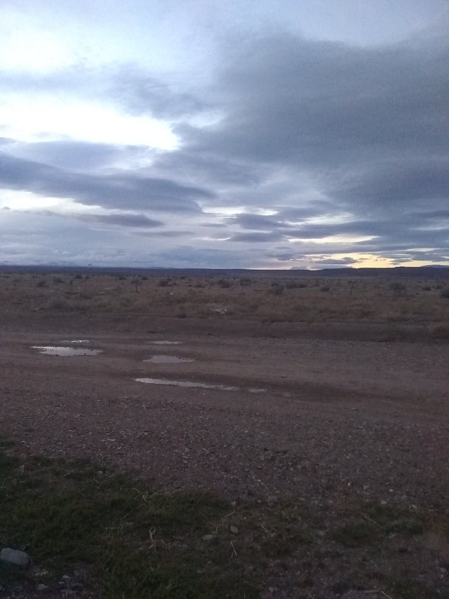 CualE7's tweet photo. Tarde fría, triste  y la incertidumbre en el horizonte de una zona que quería ser PROSPERA.
@asijeminoficial @CapminOficial @WIMArgentina @MiningWatch @legislaturach https://t.co/BOvcCjafzV
