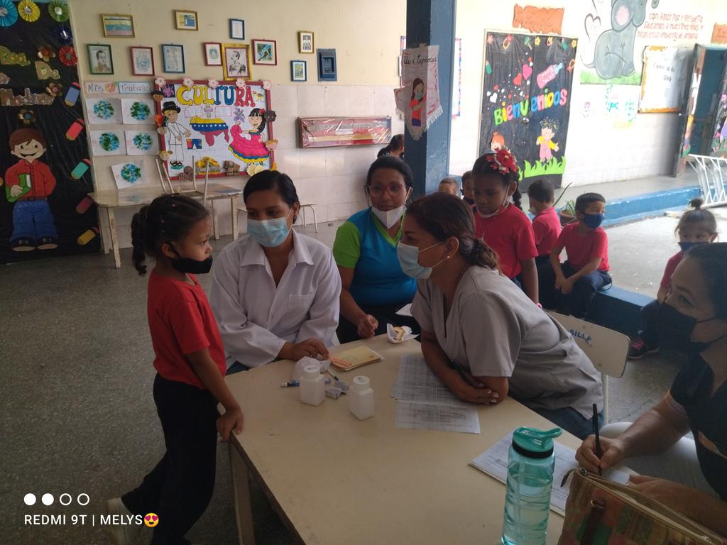 Mel1ladera's tweet photo. @MPPEDUCACION  @Aymaraguiar  @yuraimareyes8  Gracias al IVSS SANTA ROSA POR LA JORNADA DE DESPARASITACION PARA NUESTROS NIÑOS..MIL GRACIAS...SALUD Y MAS SALUD...SIGUIENDO LAS POLITICAS PUBLICAS DEL GOBIERNO BOLIVARIANO.. https://t.co/80opPzkfx0