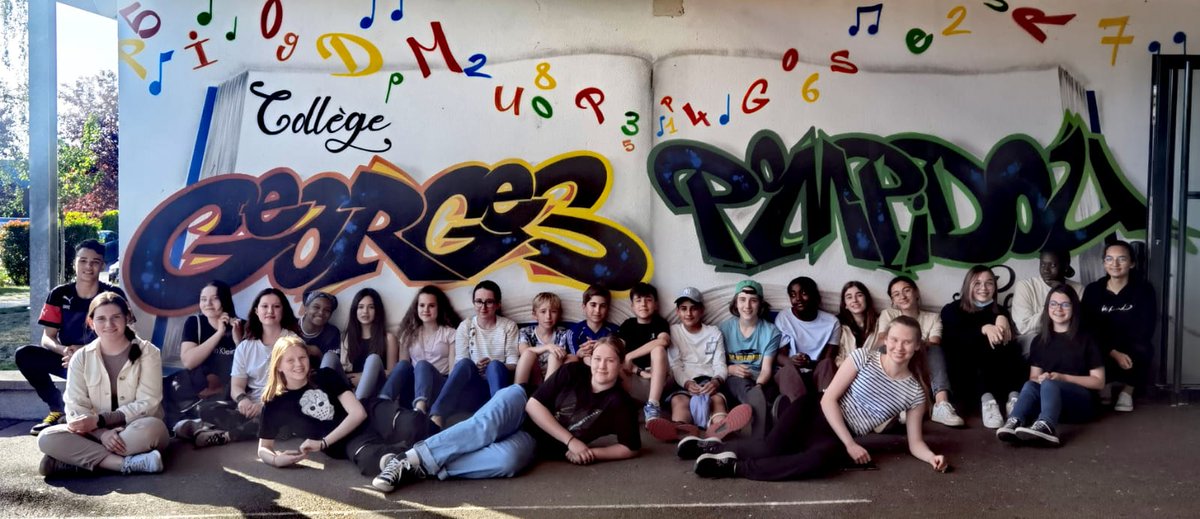 with_active's tweet image. Au revoir @PompidouPacy! The adventure is about to finish and tonight we have had the opportunity to meet host families. Thanks! @sepiegob @STeresaLeon @suonenjoen