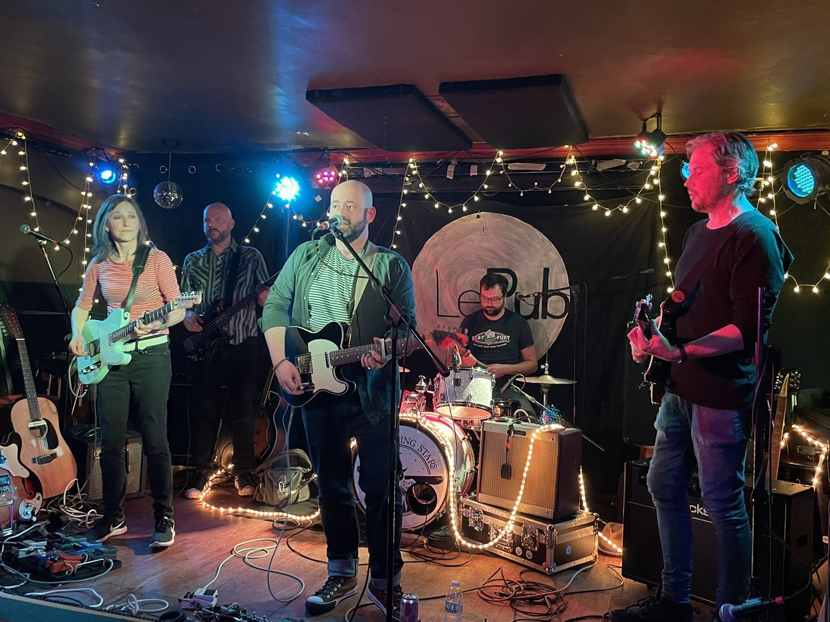 country_mile's tweet photo. Fabulous evening at @Lepub with Rob Pennington, Spencer Segelov &amp; The Hanging Stars! https://t.co/zMunJuyAFJ