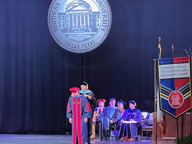 Justin_D_James's tweet photo. The SMU Graduation Experience has begun! The @smusimmons graduation is complete, and I’m so glad my family was there to see it! Stay tuned for the All University Graduation tomorrow @SMU @smueddedleader #SMUGrad22 #TheJourneyOfDrJames #EdDLeader #PonyUp #FiestyFifteen ❤️ 💙 🐎 https://t.co/Uut1R8eouM