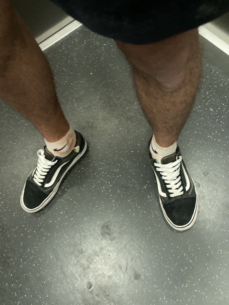 sneakersocksfun's tweet photo. My Fucking hot Vans after the 🎾match 🔥 https://t.co/NgcWxORxAn