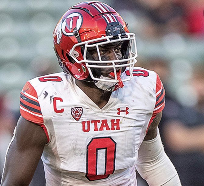 BobWashington0's tweet photo. Blessed to receive a offer from @Utah_Football 
@Colton_Swan https://t.co/x14akejEvN