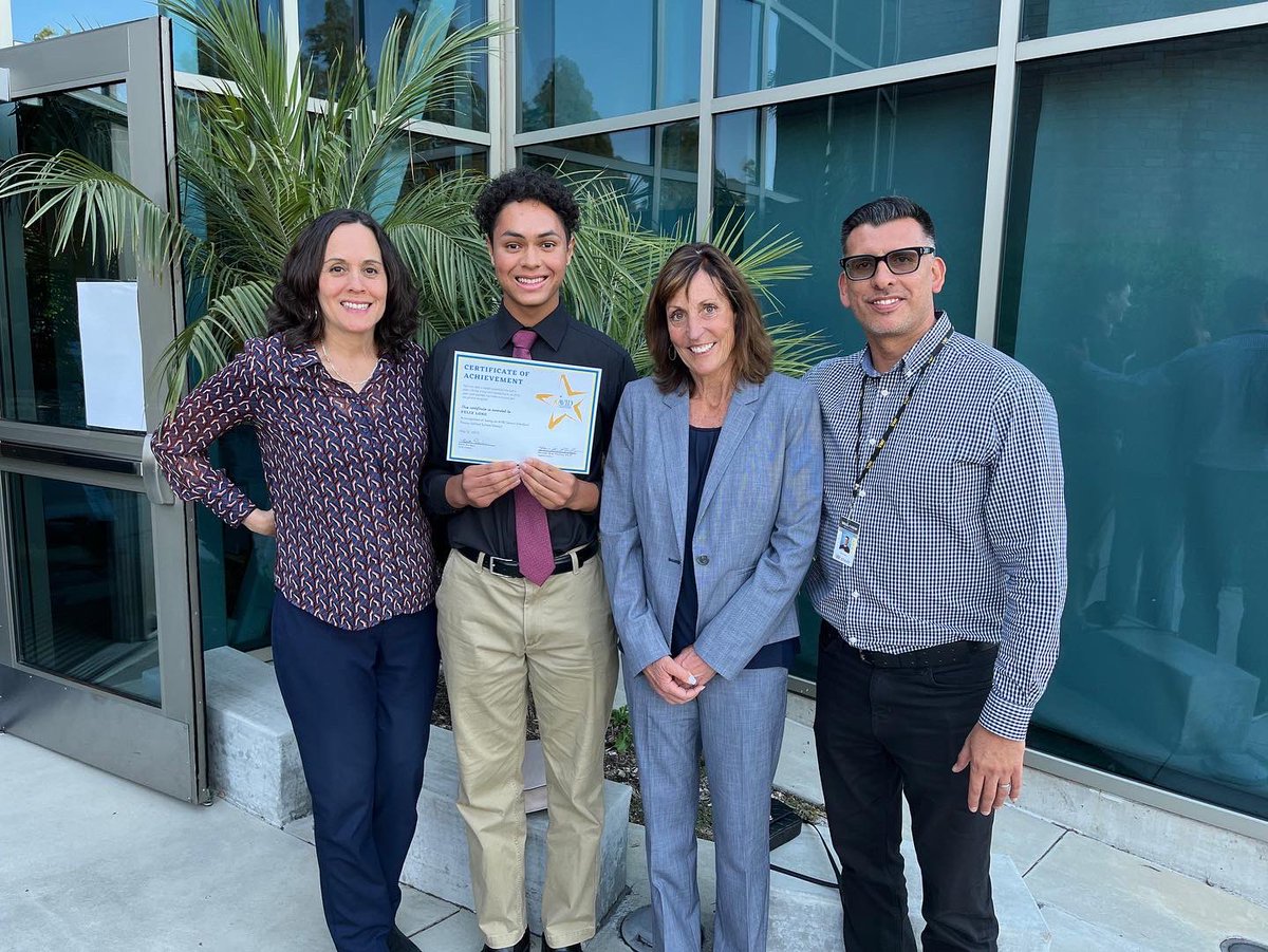 Our Seniors do stand out! Congratulations,  Felix, for representing Westview as the AViD Senior Standout! We are proud of you!🖤💛 <a href="/westviewavid/">Westview Avid</a>