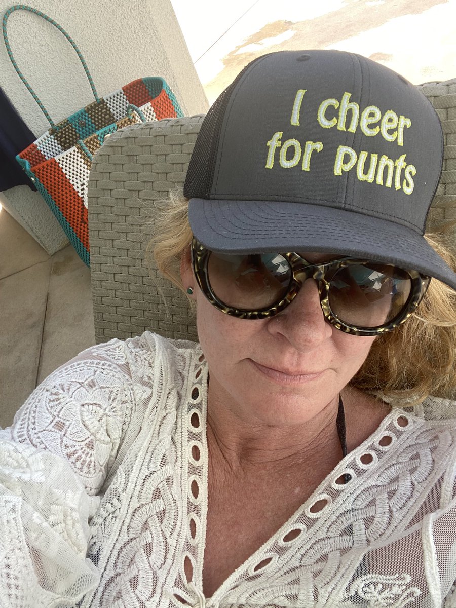 Sarah Colonna tweet media