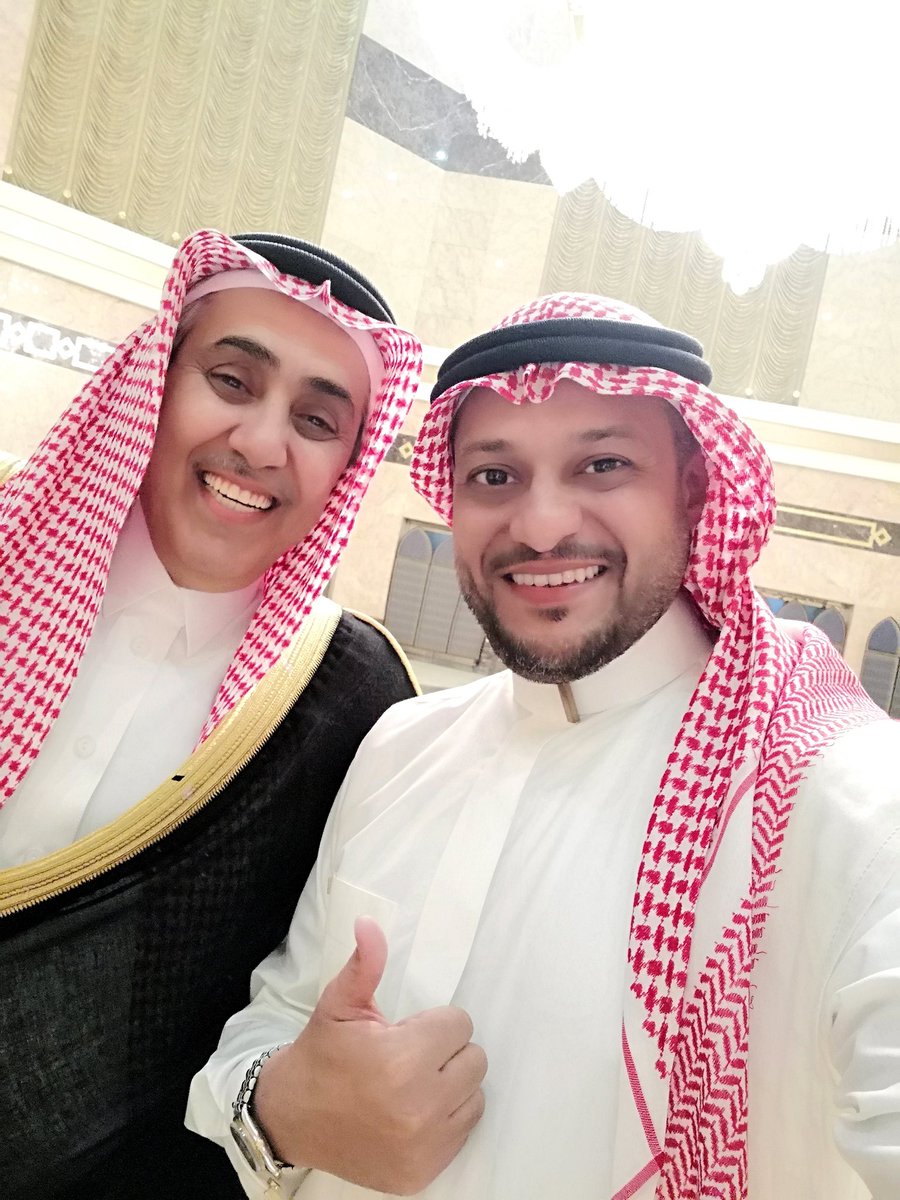 ألف مبروك للدكتور عبد الله بن جنيدب زواج ابنه يزيد الله يكتب لهم الخير ويوفق بينهم ويسعدهم ويرزقهم من واسع فضله <a href="/jenaideb/">اخو هيا-زوج سعادة الدكتورة-جد هيا-عبدالله بن جنيدب</a>