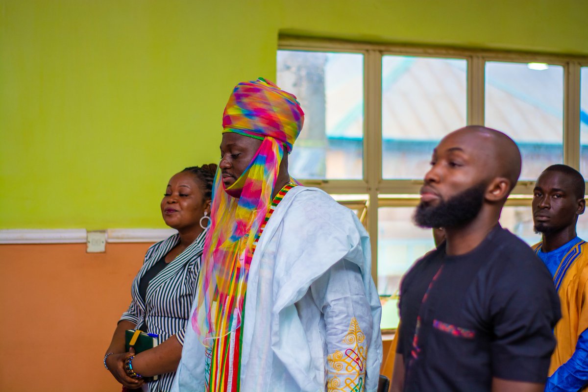 NewlifeEmbassy2's tweet photo. DESTINY DISCOVERY CONFERENCE 2022 is in progress.
Rev. Michael Akor &amp; Autan Zaki ikon Allah are  ready to bless our spirits this evening. https://t.co/BPF3mItGTe